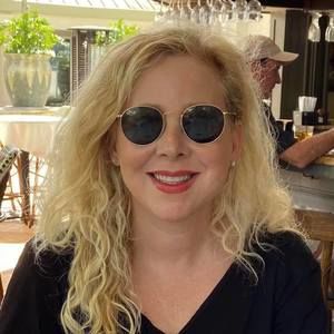 Meet your Posher, Neri